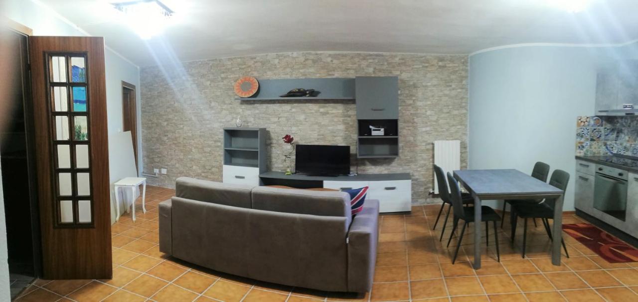 La Taverna Appartamento Scala A Chiocciola فولّونيكا المظهر الخارجي الصورة