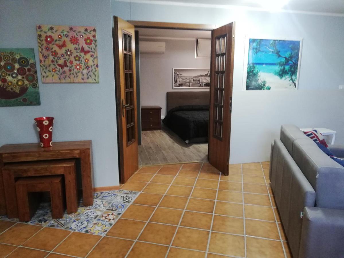La Taverna Appartamento Scala A Chiocciola فولّونيكا المظهر الخارجي الصورة